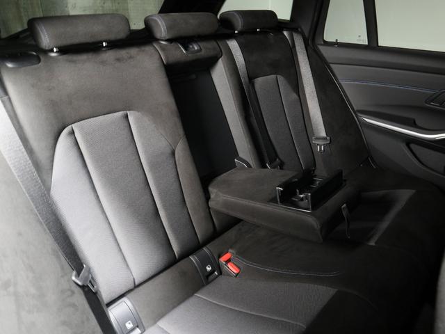 3シリーズ 318iツーリング Mスポーツ 後期型 カーブドディスプレイ ヘッドアップディスプレイ ドライビングアシスト ワイヤレスチャージング Fシートヒーティング Apple Car Play 18AW(10枚目)