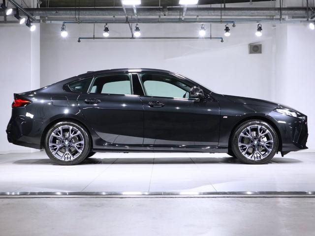 ２シリーズ ２２０ｄグランクーペ　Ｍスポーツ　ドライビングアシストプラス　パーキングアシスト　１８ＡＷ　Ｆシートヒーティング　ＡＣＣ　ＡｐｐｌｅＣａｒＰｌａｙ　ＡｎｄｒｏｉｄＡｕｔｏ（6枚目）
