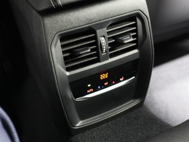 Ｍ２ ベースグレード　ハイラインパッケージ　ＢＭＷ認定中古車２年保証付　ブラックレザー　サンプロテクションガラス　ハーマンカードン　Ｆ１９ＡＷ　Ｒ２０ＡＷ　カーボンミラーカバー（32枚目）