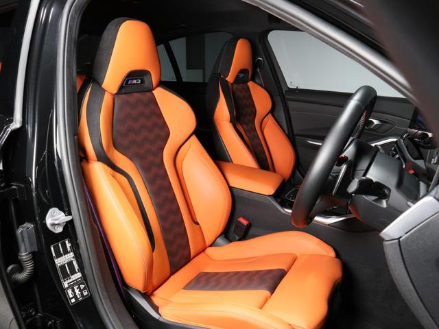 Ｍ３ Ｍ３セダン　コンペティション　Ｍ　ｘＤｒｉｖｅ　エクステンドレザーメリノ　２０ＡＷ　Ｆシートヒーティング　パーキングアシストプラス　ハーマンカードン　ヘッドアップディスプレイ　地デジ　ＡｐｐｌｅＣａｒＰｌａｙ　ＡＣＣ　オートトランク（7枚目）