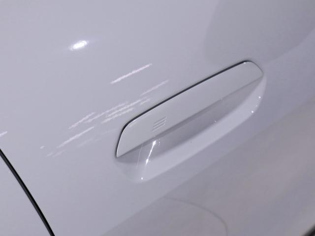 ｉ４ ｅＤｒｉｖｅ　４０　Ｍスポーツ　ＢＭＷ認定中古車２年保証付　サウンドＰ　黒革　ハーマンカードン　ヘッドアップディスプレイ　ステアリングホイールヒーター　地デジ　１８ＡＷ（42枚目）