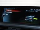 BMW認定中古車は100項目にも上るポイントを徹底的にチェック。エンジンやトランスミッション、電気系統やコンピュータ・システムなどを詳細に点検。交換基準に達した部品は整備した後にご納車いたします。