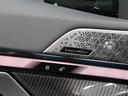Ｍ６０　ｘＤｒｉｖｅツーリング　セレクトＰ　ＭカーボンエクステリアＰ　パノラマサンルーフ　サンプロテクションガラス　Ｂｏｗｅｒｓ＆Ｗｉｌｋｉｎｓ　ヘッドアップディスプレイ　２０ＡＷ（25枚目）