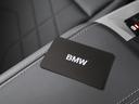 BMW認定中古車は360°チェックリストに従い徹底的にチェック。エンジンやトランスミッション、電気系統やコンピュータ・システムなどを詳細に点検。交換基準に達した部品は整備した後にご納車いたします。