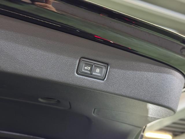 Ａ７スポーツバック ５５ＴＦＳＩクワトロ　Ｓライン　１オーナ　アダプティブクルーズコントロール　ＬＥＤヘッドライト　ソフトクローズドア　電動リアゲート　純正ナビ地デジ　全方位カメラ　Ａｐｐｌｅカープレイ　バーチャルコックピット　２０ＡＷ　６か月保証付き（13枚目）
