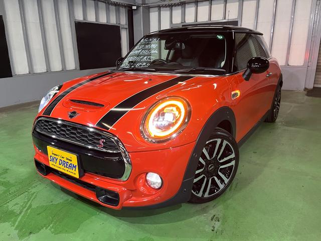 MINI クーパーSD アクティブクルーズコントロール ブラックレザーシート Harman/Kardon/ ドライビングモード LEDライト 前後センサー パドルシフト シートヒーター パーキングアシスト 6か月保証付き(5枚目)