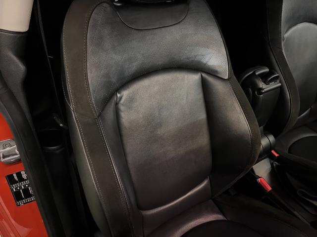 MINI クーパーSD アクティブクルーズコントロール ブラックレザーシート Harman/Kardon/ ドライビングモード LEDライト 前後センサー パドルシフト シートヒーター パーキングアシスト 6か月保証付き(59枚目)