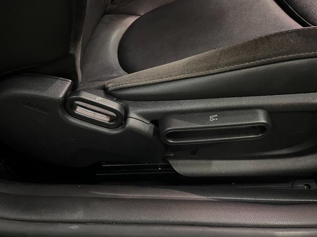 MINI クーパーSD アクティブクルーズコントロール ブラックレザーシート Harman/Kardon/ ドライビングモード LEDライト 前後センサー パドルシフト シートヒーター パーキングアシスト 6か月保証付き(60枚目)