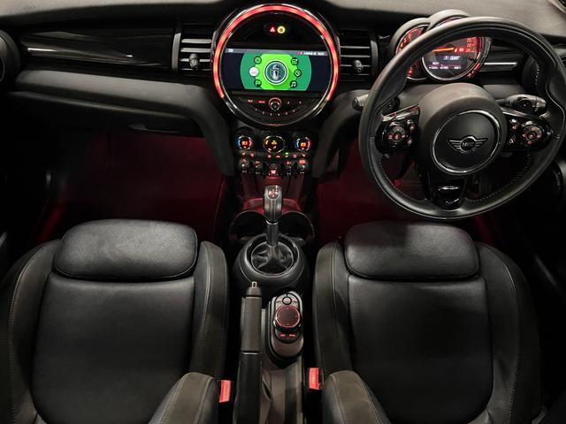 MINI クーパーSD アクティブクルーズコントロール ブラックレザーシート Harman/Kardon/ ドライビングモード LEDライト 前後センサー パドルシフト シートヒーター パーキングアシスト 6か月保証付き(69枚目)