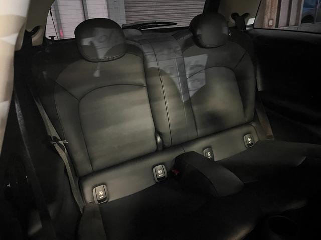 MINI クーパーSD アクティブクルーズコントロール ブラックレザーシート Harman/Kardon/ ドライビングモード LEDライト 前後センサー パドルシフト シートヒーター パーキングアシスト 6か月保証付き(71枚目)