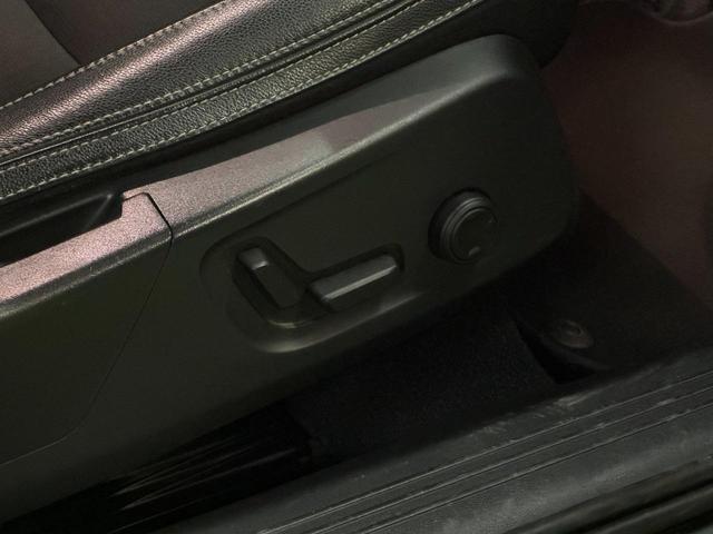 ＸＣ４０ Ｔ４　ＡＷＤ　モーメンタム　アダプティブクルーズコントロール　パーキングアシスト　アップルカープレイ　ナビ地デジ　全方位カメラ　ＬＥＤライト　ハーフレザーシート　パワーシート　ヒーター　ドライブモード　液晶メータ　６か月保証付き（47枚目）