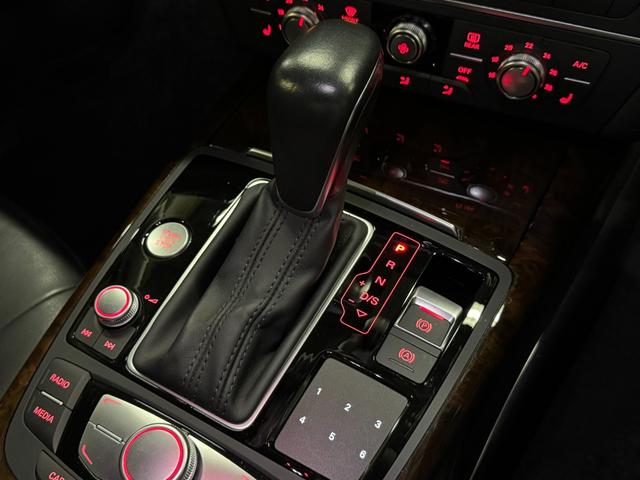 Ａ６ ２．０ＴＦＳＩクワトロ　１オーナー　アシスタンスパッケージ　２０インチアルミ　ブラックレザーシート　ＬＥＤライト　ＢＯＳＥ　ナビ地デジ　バックカメラ　ＥＴＣ　前後コーナーセンサー　パワーシート　ヒーター　後期　６か月保証付き（35枚目）