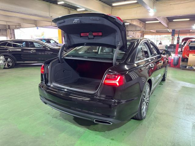 Ａ６ ２．０ＴＦＳＩクワトロ　１オーナー　アシスタンスパッケージ　２０インチアルミ　ブラックレザーシート　ＬＥＤライト　ＢＯＳＥ　ナビ地デジ　バックカメラ　ＥＴＣ　前後コーナーセンサー　パワーシート　ヒーター　後期　６か月保証付き（54枚目）