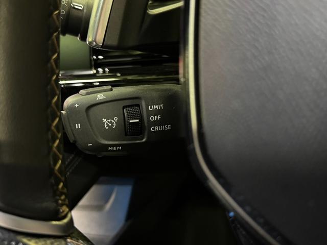 508 GT ブルーHDi 1オーナー パノラマサンルーフ ブラックレザーシート ACC ナイトビジョン Pアシスト 純正ナビ地デジ 全方位カメラ LEDライト アップルカープレイ ワイヤレス充電 電動リアゲート 6か月保証付き(16枚目)