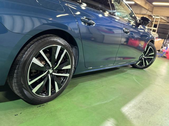 508 GT ブルーHDi 1オーナー パノラマサンルーフ ブラックレザーシート ACC ナイトビジョン Pアシスト 純正ナビ地デジ 全方位カメラ LEDライト アップルカープレイ ワイヤレス充電 電動リアゲート 6か月保証付き(64枚目)