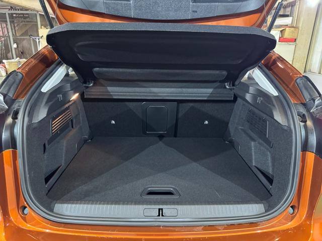 C4 シャイン ブルーHDi サンルーフ アダプティブクルーズコントロール アクティブセーフティブレーキ LEDライト アップルカープレイ レザーシート 液晶メーター ヘッドアップディスプレイ Bカメラ 前後センサ 6か月保証付き(57枚目)