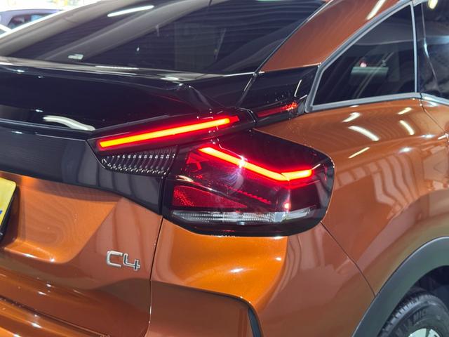 C4 シャイン ブルーHDi サンルーフ アダプティブクルーズコントロール アクティブセーフティブレーキ LEDライト アップルカープレイ レザーシート 液晶メーター ヘッドアップディスプレイ Bカメラ 前後センサ 6か月保証付き(59枚目)