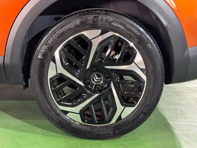 C4 シャイン ブルーHDi サンルーフ アダプティブクルーズコントロール アクティブセーフティブレーキ LEDライト アップルカープレイ レザーシート 液晶メーター ヘッドアップディスプレイ Bカメラ 前後センサ 6か月保証付き(69枚目)