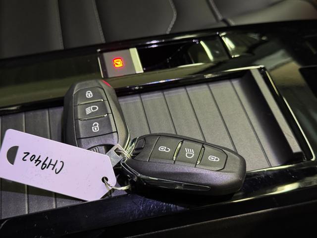 C4 シャイン ブルーHDi サンルーフ アダプティブクルーズコントロール アクティブセーフティブレーキ LEDライト アップルカープレイ レザーシート 液晶メーター ヘッドアップディスプレイ Bカメラ 前後センサ 6か月保証付き(71枚目)