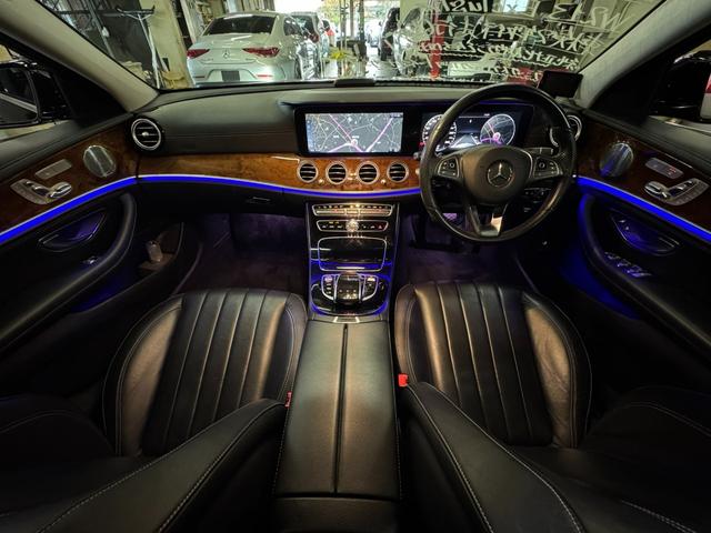 Ｅクラス Ｅ４００　４マチック　エクスクルーシブ　パノラマサンルーフ　ブラックレザーシート　レーダーセーフティパッケージ　アップルカープレイ　純正ナビＴＶ　全方位カメラ　ＬＥＤライト　液晶メーター　ブルメスター　パフュームアトマイザー　６か月保証付き（62枚目）