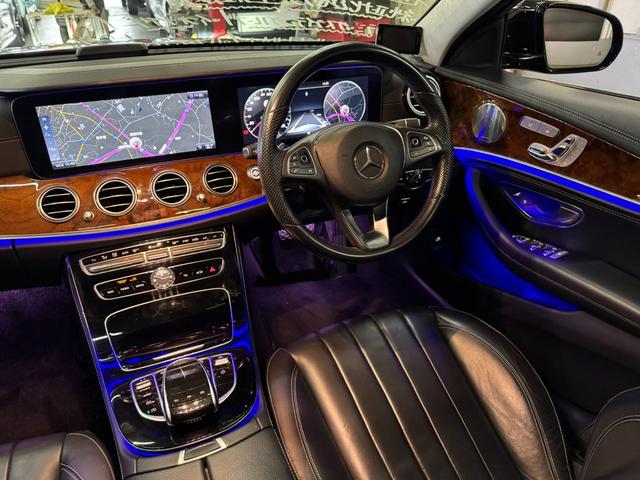 Ｅクラス Ｅ４００　４マチック　エクスクルーシブ　パノラマサンルーフ　ブラックレザーシート　レーダーセーフティパッケージ　アップルカープレイ　純正ナビＴＶ　全方位カメラ　ＬＥＤライト　液晶メーター　ブルメスター　パフュームアトマイザー　６か月保証付き（63枚目）