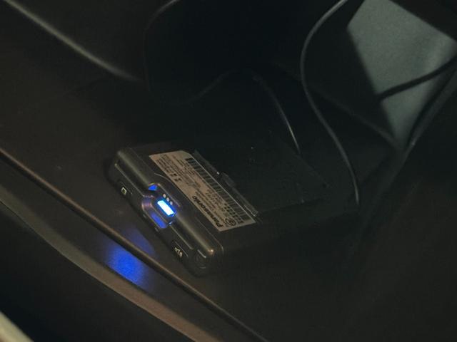 トゥインゴ ルコックスポルティフ　３５０台限定モデル　Ａｐｐｌｅカープレイ　ＬＥＤヘッドライト　純正１６インチアルミ　ハーフレザーシート　オートクルーズコントロール　シートヒーター　バックカメラ　Ｂソナー　ＥＴＣ　６か月保証付き（24枚目）