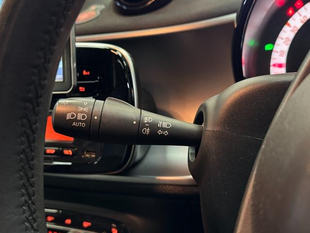 スマートフォーツークーペ ターボ パノラミックガラスルーフ 社外ナビ TV バックカメラ LEDライト 車間距離警告 ブラックレザーシート シートヒーター バックソナー オートクルーズコントロール ETC タコメーター 6か月保証付き(15枚目)