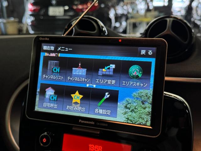 スマートフォーツークーペ ターボ パノラミックガラスルーフ 社外ナビ TV バックカメラ LEDライト 車間距離警告 ブラックレザーシート シートヒーター バックソナー オートクルーズコントロール ETC タコメーター 6か月保証付き(23枚目)