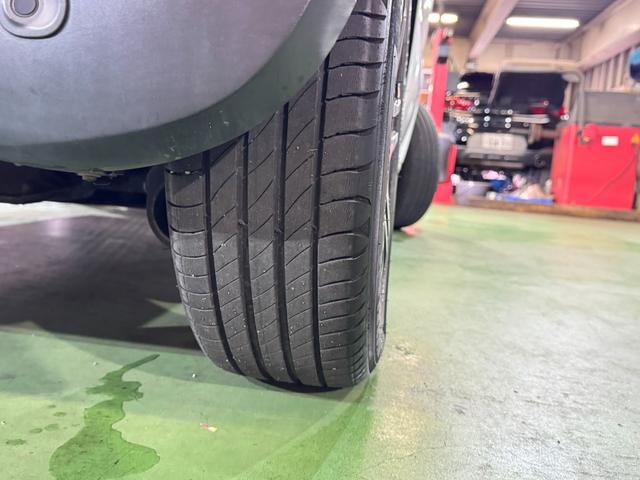 スマートフォーツークーペ ターボ パノラミックガラスルーフ 社外ナビ TV バックカメラ LEDライト 車間距離警告 ブラックレザーシート シートヒーター バックソナー オートクルーズコントロール ETC タコメーター 6か月保証付き(59枚目)