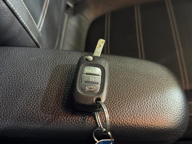 スマートフォーツークーペ ターボ パノラミックガラスルーフ 社外ナビ TV バックカメラ LEDライト 車間距離警告 ブラックレザーシート シートヒーター バックソナー オートクルーズコントロール ETC タコメーター 6か月保証付き(64枚目)