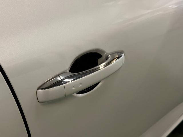 メガーヌ ＧＴ　アルカンターラコンビシート　ＬＥＤヘッドライト　シートヒーター　アップルカープレイ　前後センサー　パーキングアシスト　パドルシフト　液晶メーター　クルコン　ＲＳドライブ　Ｉストップ　６か月保証付き（12枚目）