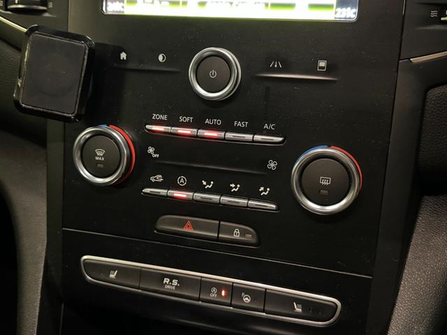 メガーヌ ＧＴ　アルカンターラコンビシート　ＬＥＤヘッドライト　シートヒーター　アップルカープレイ　前後センサー　パーキングアシスト　パドルシフト　液晶メーター　クルコン　ＲＳドライブ　Ｉストップ　６か月保証付き（37枚目）