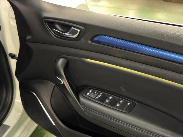 メガーヌ ＧＴ　アルカンターラコンビシート　ＬＥＤヘッドライト　シートヒーター　アップルカープレイ　前後センサー　パーキングアシスト　パドルシフト　液晶メーター　クルコン　ＲＳドライブ　Ｉストップ　６か月保証付き（46枚目）