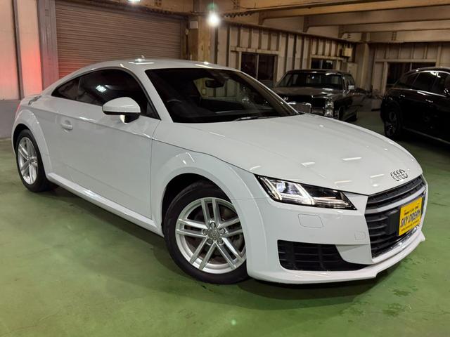 TTクーペ 2.0TFSI 純正ナビ地デジ バックカメラ LEDヘッドライト バーチャルコックピット パドルシフト 電動リヤスポイラー アイドリングストップ 純正17インチアルミ 6か月保証付き(6枚目)