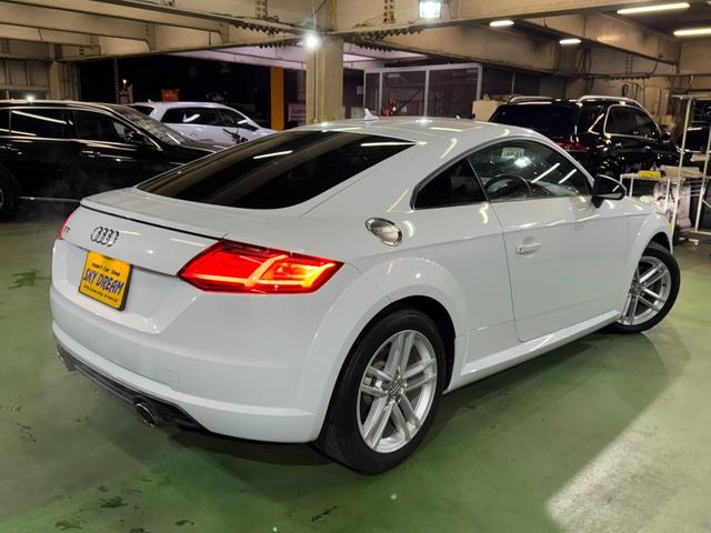 TTクーペ 2.0TFSI 純正ナビ地デジ バックカメラ LEDヘッドライト バーチャルコックピット パドルシフト 電動リヤスポイラー アイドリングストップ 純正17インチアルミ 6か月保証付き(8枚目)