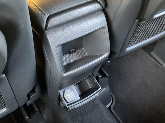 B180 ブルーエフィシェンシー ディストロニックプラス キセノンライト 前後コーナーセンサー 車間距離警告 純正16インチアルミ ウィンカーミラー アイドリングストップ パドルシフト アテンションアシスト ETC(49枚目)