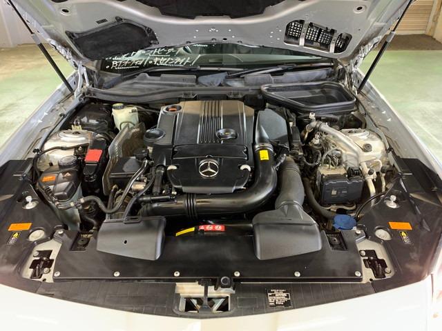 SLK200ブルーエフィシェンシー スポーツ ブラックレザーシート キセノンライト 社外前後コーナーセンサー 純正ナビ地デジ 純正17インチアルミ ETC パドルシフト シートヒーター エアスカーフ 電動オープントップ オートクルーズコントロール(21枚目)