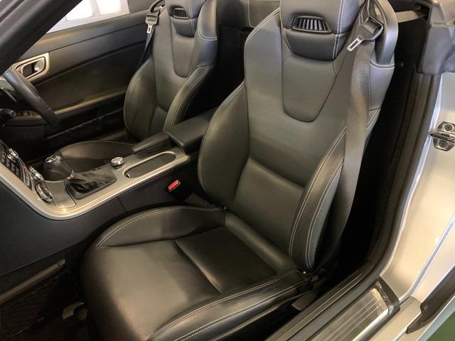 SLK200ブルーエフィシェンシー スポーツ ブラックレザーシート キセノンライト 社外前後コーナーセンサー 純正ナビ地デジ 純正17インチアルミ ETC パドルシフト シートヒーター エアスカーフ 電動オープントップ オートクルーズコントロール(48枚目)