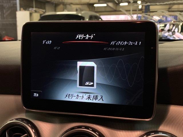 GLA180 レーダーセーフティパッケージ 8インチナビ 地デジ バックカメラ ハーフレザーシート キーレスゴー シートヒーター 電動リアゲート キセノンライト 前後コーナーセンサー ダイナミックセレクト ETC(32枚目)