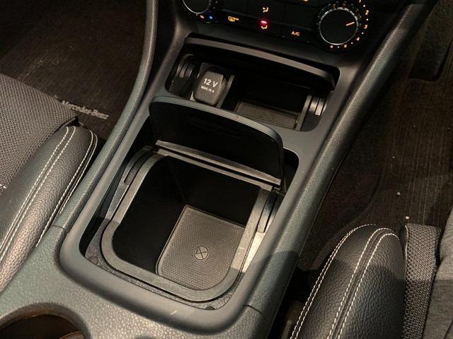 GLA180 レーダーセーフティパッケージ 8インチナビ 地デジ バックカメラ ハーフレザーシート キーレスゴー シートヒーター 電動リアゲート キセノンライト 前後コーナーセンサー ダイナミックセレクト ETC(44枚目)
