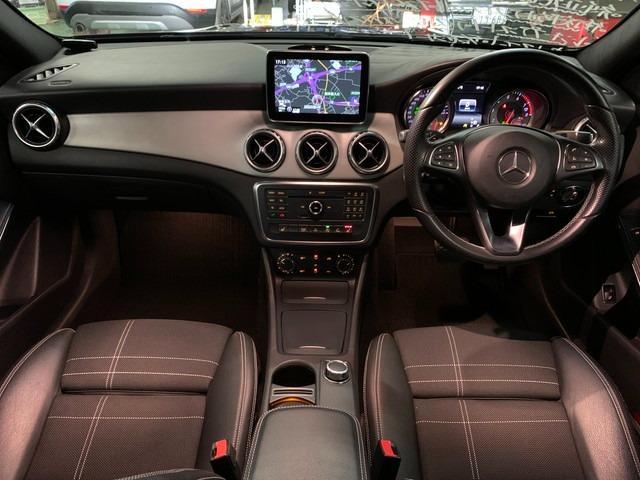 GLA180 レーダーセーフティパッケージ 8インチナビ 地デジ バックカメラ ハーフレザーシート キーレスゴー シートヒーター 電動リアゲート キセノンライト 前後コーナーセンサー ダイナミックセレクト ETC(59枚目)