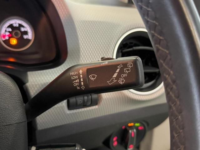 アップ！ スパイス　アップ！　３００台限定モデル　専用シート　専用１６インチアルミ　専用エクステリア　バックソナー　シートヒーター　アイドリングストップ　キーレス　５ドア　ＥＴＣ（22枚目）