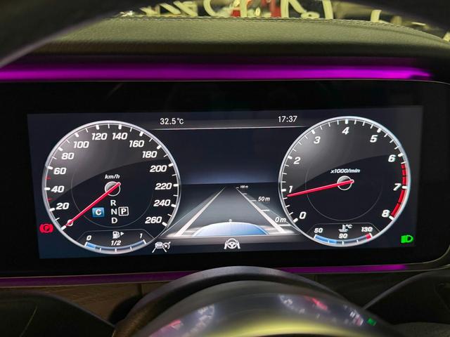 Ｅクラス Ｅ２５０　アバンギャルド　スポーツ　中期型　レザーエクスクルーシブパッケージ　レーダーセーフティパッケージ　エアバランスパッケージ　ナビ地デジ　全方位カメラ　ＬＥＤライト　アップルカープレイ　ブルメスター　電動リアゲート　６か月保証付き（15枚目）