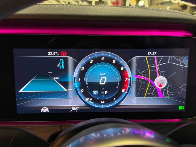 Ｅクラス Ｅ２５０　アバンギャルド　スポーツ　中期型　レザーエクスクルーシブパッケージ　レーダーセーフティパッケージ　エアバランスパッケージ　ナビ地デジ　全方位カメラ　ＬＥＤライト　アップルカープレイ　ブルメスター　電動リアゲート　６か月保証付き（16枚目）