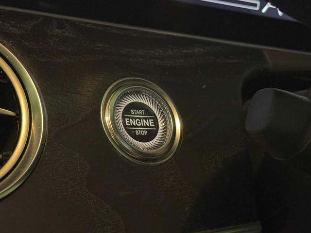 Ｅクラス Ｅ２５０　アバンギャルド　スポーツ　中期型　レザーエクスクルーシブパッケージ　レーダーセーフティパッケージ　エアバランスパッケージ　ナビ地デジ　全方位カメラ　ＬＥＤライト　アップルカープレイ　ブルメスター　電動リアゲート　６か月保証付き（23枚目）