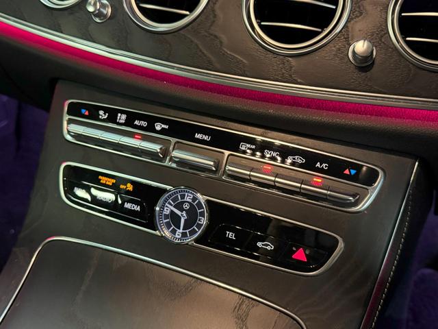 Ｅクラス Ｅ２５０　アバンギャルド　スポーツ　中期型　レザーエクスクルーシブパッケージ　レーダーセーフティパッケージ　エアバランスパッケージ　ナビ地デジ　全方位カメラ　ＬＥＤライト　アップルカープレイ　ブルメスター　電動リアゲート　６か月保証付き（44枚目）