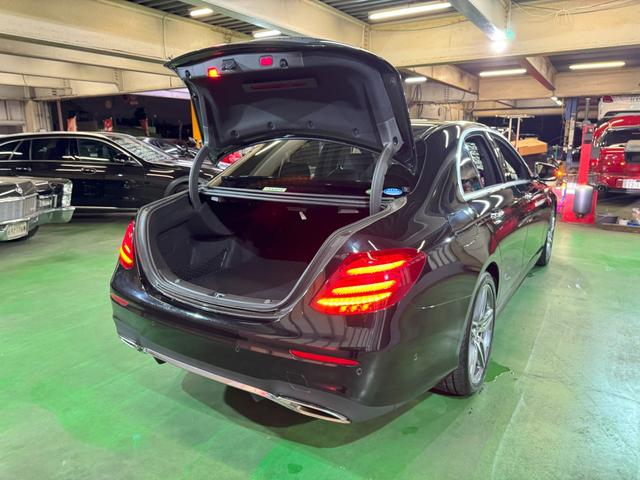 Ｅクラス Ｅ２５０　アバンギャルド　スポーツ　中期型　レザーエクスクルーシブパッケージ　レーダーセーフティパッケージ　エアバランスパッケージ　ナビ地デジ　全方位カメラ　ＬＥＤライト　アップルカープレイ　ブルメスター　電動リアゲート　６か月保証付き（66枚目）