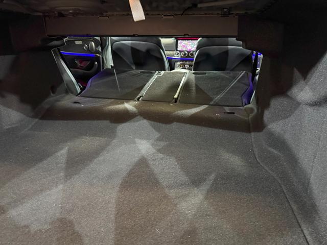 Ｅクラス Ｅ２５０　アバンギャルド　スポーツ　中期型　レザーエクスクルーシブパッケージ　レーダーセーフティパッケージ　エアバランスパッケージ　ナビ地デジ　全方位カメラ　ＬＥＤライト　アップルカープレイ　ブルメスター　電動リアゲート　６か月保証付き（72枚目）