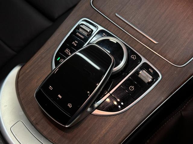Ｃクラス Ｃ２００アバンギャルド　レザーエクスクルーシブＰ　液晶メーター　レーダーセーフティパッケージ　ブルメスター　パフュームアトマイザー　電動リアゲート　ヘッドアップディスプレイ　ＬＥＤライト　電動リアゲート　６か月保証付き（42枚目）