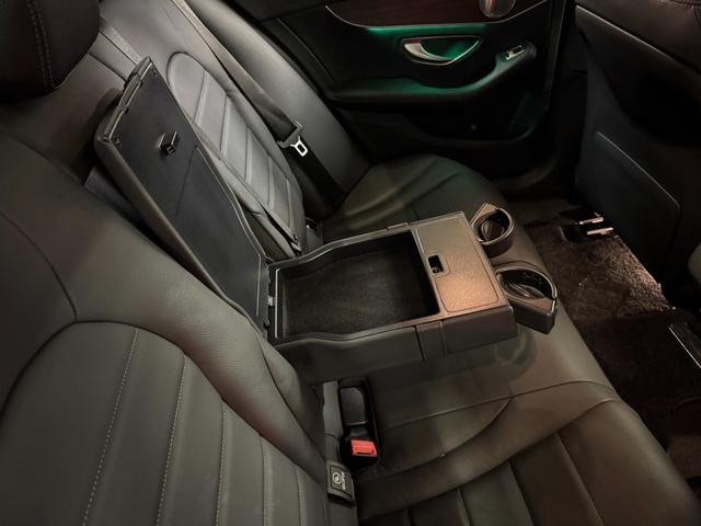 Ｃクラス Ｃ２００アバンギャルド　レザーエクスクルーシブＰ　液晶メーター　レーダーセーフティパッケージ　ブルメスター　パフュームアトマイザー　電動リアゲート　ヘッドアップディスプレイ　ＬＥＤライト　電動リアゲート　６か月保証付き（56枚目）